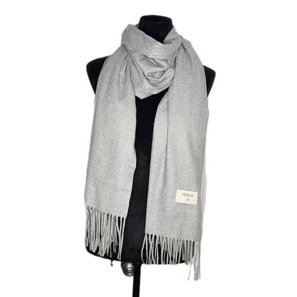 Nwot Halara Soft Heather Grey Knit Fringe Casual Scarf 27" × 74" Soft - Picture 1 of 5